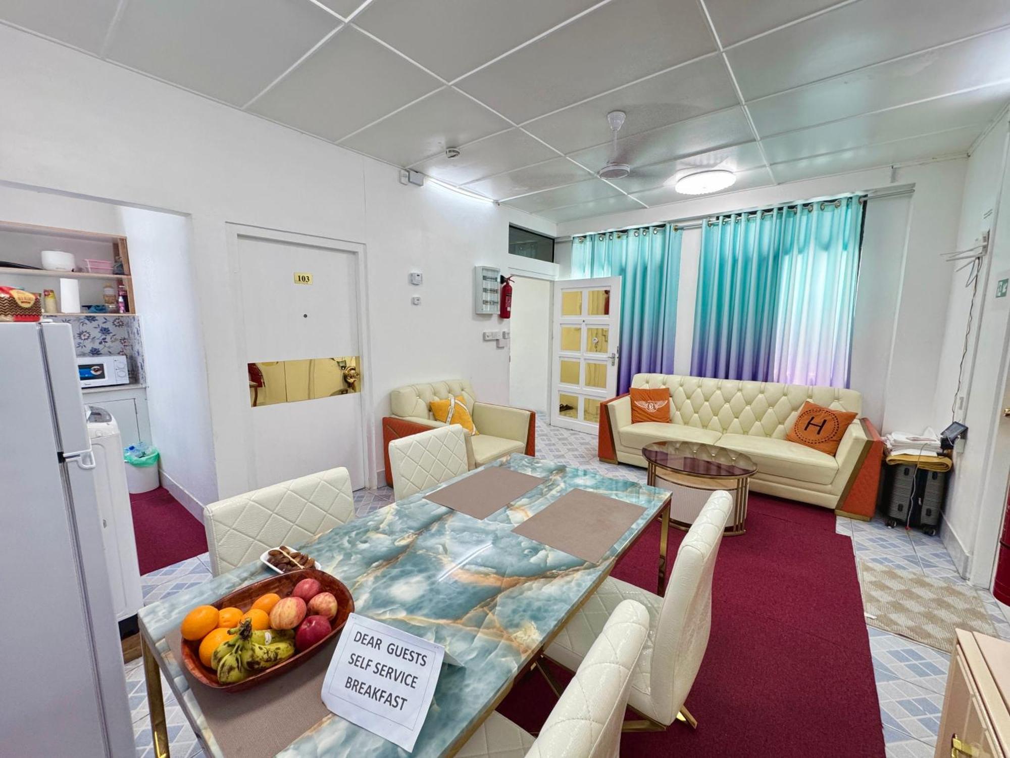 Appartamento Ontrack Travel Malé Esterno foto